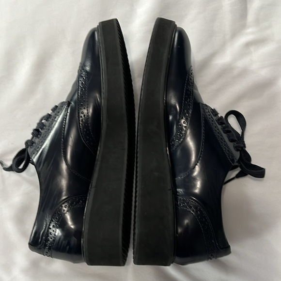 Massimo Dutti Navy Leather Oxfords - Picture 3 of 9